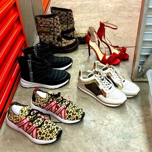 Women’s shoe size 8 brand new never been worn